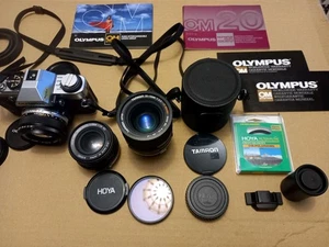 OLYMPUS OM20 CAMERA + 50mm- 28mm- 35/70mm LENSES + EXTRAS. - Picture 1 of 13