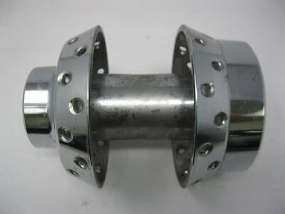Buje de rueda de disco único delantero cromado de 40 radios Harley-Davidson OEM Foto 1 de 4