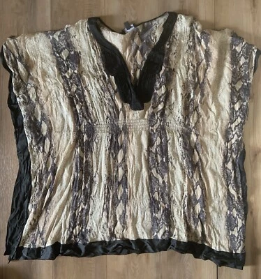 Poncho túnica Bebe 100 % seda animal estampado serpiente talla mediana Foto 1 de 4