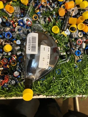 Cabezal de madera TaylorMade diestro Qi10 Tour edición 18° 5 solo 42ULE011 ALTO CT:233 Foto 1 de 4