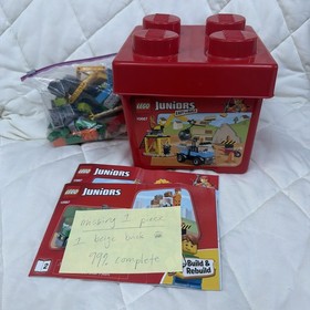 Lego 10667 Junior 99% Complete w/ Instructions and Tote Box
