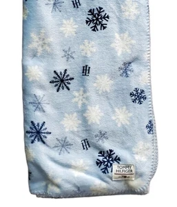 Tommy Hilfiger SNOWFLAKES Blue Fleece & Sherpa Throw Blanket Plush - Picture 1 of 5