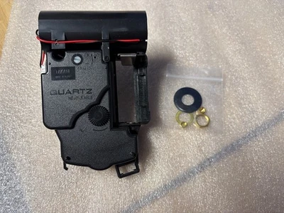 Takane Westminster Chime Pendulum Quartz Battery Movement to fit a 3/8" Dial - Image 1 of 3