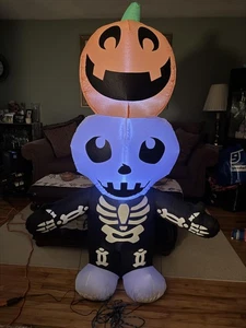 Linterna inflable Jack-O-Lantern Gemmy Halloween pila de esqueleto 5,5 pies LED - Imagen 1 de 10