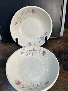 Juego de 2 cuencos MCM Franciscan Duet cupé flores rosas moteadas tallos grises - Imagen 1 de 2