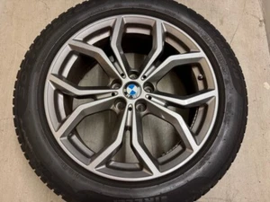 Original Winterräder BMW X3 G01 X4 G02 19 Zoll 694 6877328 Winterreifen DOT 23 - Bild 1 von 3