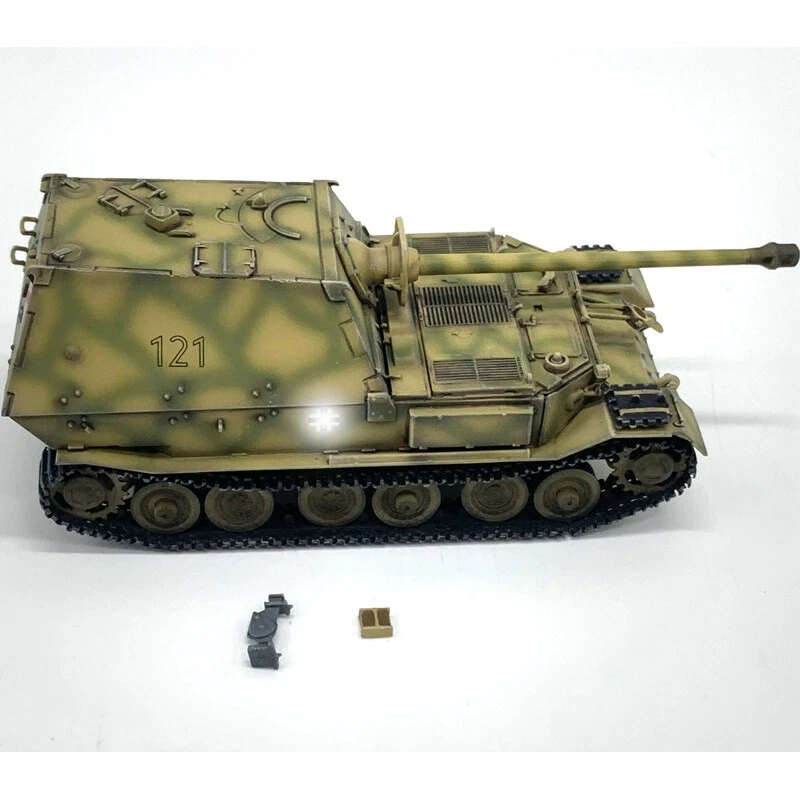 1/72 ARTISAN Germany Ferdinand Self-propelled Anti Tank Vehicle 121 Finish Model - Image 1 of 1