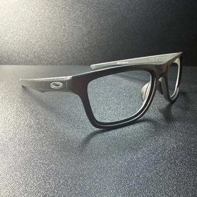 Gafas de sol Oakley Holston EE. UU. OO9334-1158 58[]16 140 grises MH40 Foto 1 de 4