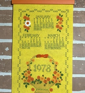 Vintage 1978 Yellow & Orange Retro Flower Felt Wall Hang Calendar B&D - Picture 1 of 8