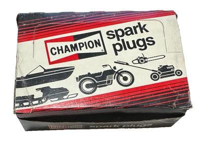 Box of 10 Vintage NOS Champion Non-Resistor Spark Plugs H10 Made in USA - Image 1 of 3