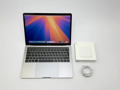 Apple MacBook Pro Retina TouchBar 13,3“ i7 2,8 Ghz 512 GB SSD 16 GB Ram 2019 - Bild 1 von 4