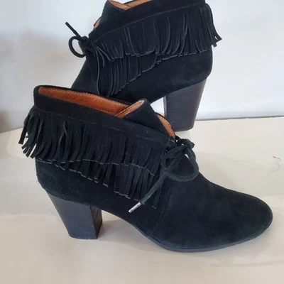 GENTLE SOULS Bettie 8.5 Botín Negro Gamuza Cuero Flecos Z4774 Con Cordones Usado en Excelente Condición  Foto 1 de 4