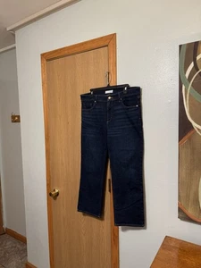 Jeans Loft "The Slim" Talla 32/14P Lavado Oscuro Tiro Alto Calce Ajustado - Usados en Excelente Condición - Imagen 1 de 6