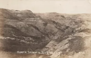 North Dakota Badlands #838 - RPPC sin publicar - Imagen 1 de 3