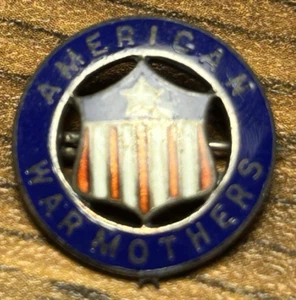 Vintage American War Mother's 1/2" Pin Enamel Green KC Company - Picture 1 of 2