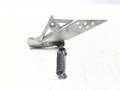 04-06 Kawasaki Z750 Front Left Driver Foot Peg W/Bracket - Image 1 of 4