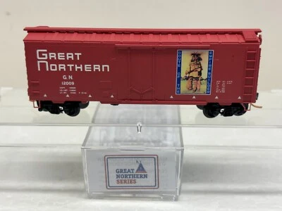 N Scale Micro Trains MTL Special Run 08-38 Great Northern Series First Stabber - Image 1 of 4