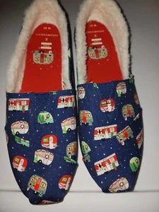 Toms Christmas Vintage Trailers Campers holiday lights fuzzy Shoes Women's 9.5 - Picture 1 of 5