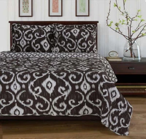 GoLinens Cambridge Cotton Reversible Ikat 3-Piece Quilt Set Full/Queen - Picture 1 of 3