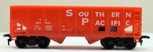 Model Power HO Scale Southern Pacific 36' 2 Bay Hopper Car #464000 - Bild 1 von 8