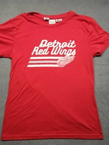 Detroit Red Wings t-shirt Women’s Medium - Picture 1 of 4