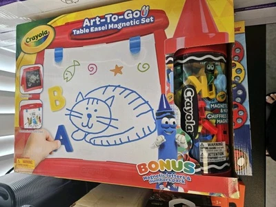Juego magnético caballete de mesa Crayola Art-To-Go, 128 piezas. NUEVO Foto 1 de 2