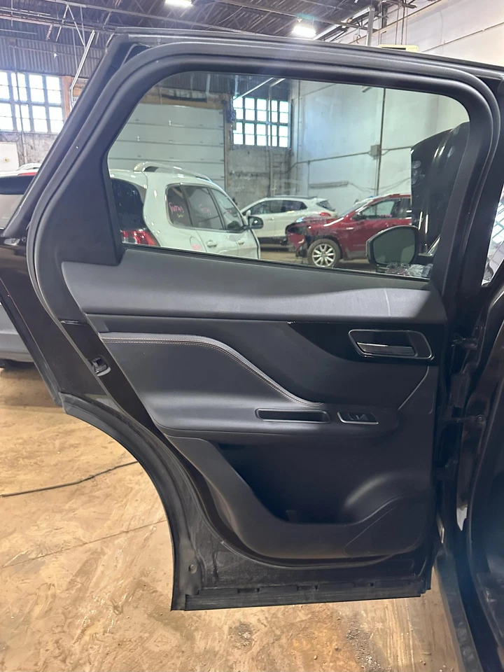 17 18 19 20 JAGUAR F-PACE Rear Door Trim Panel Driver Side Left Foto 1 de 1