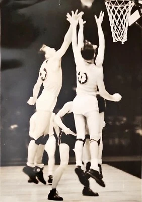 1936 MADISON SQUARE GARDEN USA OLYMPIC BASKETBALL TEYOUTS  PHOTO NBA AMERICAN  - Image 1 of 4