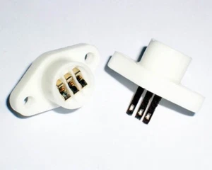 2pcs Ceramic Crystal Transistor Sockets Experimenter, Fit TO-220 Encapsulation - Picture 1 of 4