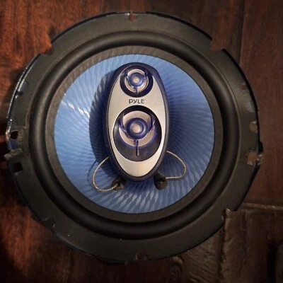 Altavoz Pyle 6,5 pulgadas rango medio coche 360 vatios 3 vías rango completo camión audio estéreo Foto 1 de 4