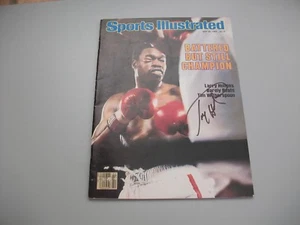 LARRY HOLMES SIGNED SPORTS ILLUSTRATED MAGAZINE JSA COA - Picture 1 of 3