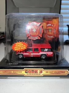 Code 3 GMC Suburban Battalion H1 Boston Fire Department 1/64 New 12402 - Picture 1 of 1