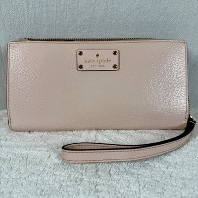 Cartera sin asas Kate Spade Wellesley Layton de cuero grande rosa pálido Foto 1 de 4