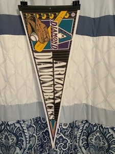 MLB Arizona Diamond Backs ~ Pennant~Banner - Picture 1 of 5