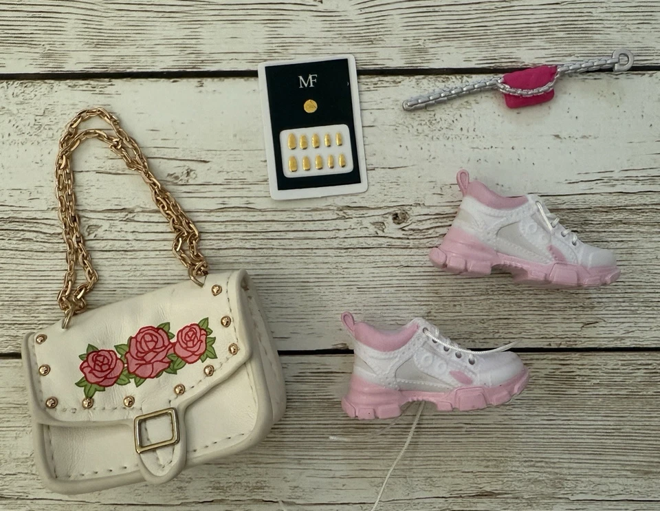 Zuru Mini Marcas Conjunto de Moda con Cartera, Zapatos y Accesorios - Conjunto #3 Foto 1 de 1