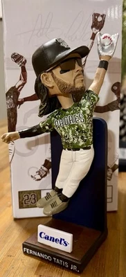 NEW Fernando Tatis Jr. 2024 San Diego Padres Platinum Glove SGA Bobblehead - Image 1 of 4