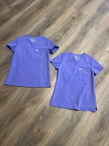 2 Figs Technical Collection Scrub Top Size XXS Vneck - Picture 1 of 3