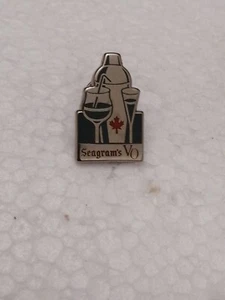 Pin's Pins Pin Alcool Whisky Whiskey Canada "Seagram's VO" - Imagen 1 de 2