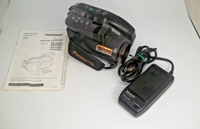 Panasonic PV-L501D Palmsight Palmcorder VHSC 150x Zoom Camcorder (Parts) Read - Image 1 of 4