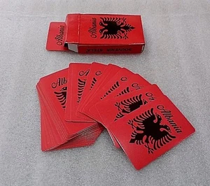 Neu Albanien Adler Flagge Deck Spielen Poker Karten-ALBANISCHE SPIELKARTEN-Souvenir - Bild 1 von 5