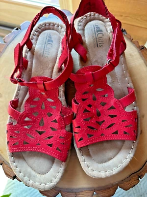 Cliffs by White Mountain Sandals Chambray Style  Size 8.5 M Red - Image 1 of 4