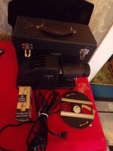 Vintage ANGUS SLide Projector w case & extra bulb WORKS-Tested 4" Projection - Picture 1 of 6
