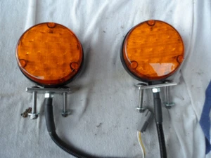 INTER-MACK-BEDFORD-FORD-DODGE-KENWORTH 110 mm ROUND LED FRONT INDICATORS-HELLA - Picture 1 of 2