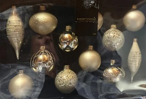 Robert Stanley Blown Glass Christmas Ornaments Silver  White Box  12 Sealed New - Picture 1 of 8