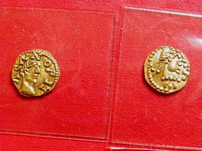 LOT DE 2 PIECES EN OR. VOIR DESCRIPTIONS. - Image 1 of 4