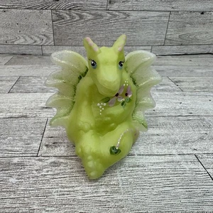 Lenox Fenton Lima El Pequeño Dragón Verde Arte Vidrio Hecho en EE. UU. Pieza de Arte Firmada - Imagen 1 de 14