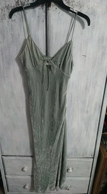 Maxi Vestido Susana Monaco Terciopelo Sin Mangas Xs Verde Y2K Cottage Core Femenino... Foto 1 de 4