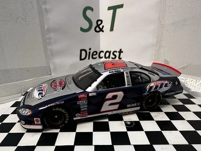 Dodge Intrepid Action 2003 Rusty Wallace #2 1/24 Miller Lite The Victory Lap Foto 1 de 4