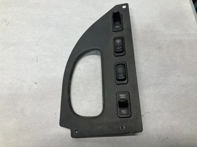 Panel de tablero Freightliner M2 106 SWITCH - Usado Foto 1 de 4