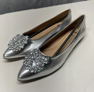 Journee Collection Women's Ballet Flats Renzo Size US 9 Silver Rhinestone Jewels - Picture 1 of 8